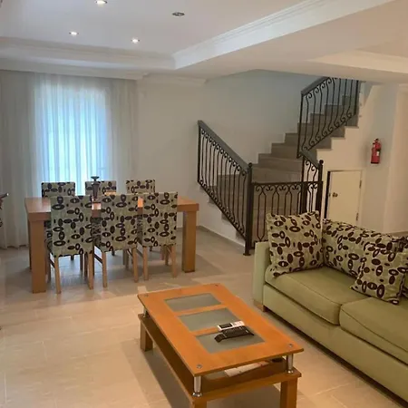 Orka Village No 8 Tatil Evi *